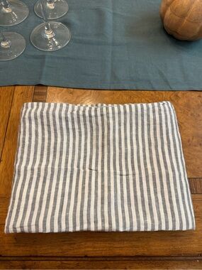 New Quince European Grey Striped Linen Pillowcase Set - Retail is 50